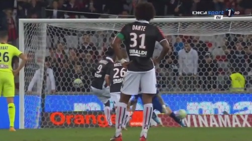 篮球NBA球队球员赛季表现分析（NBA赛季球队与球员表现解析）