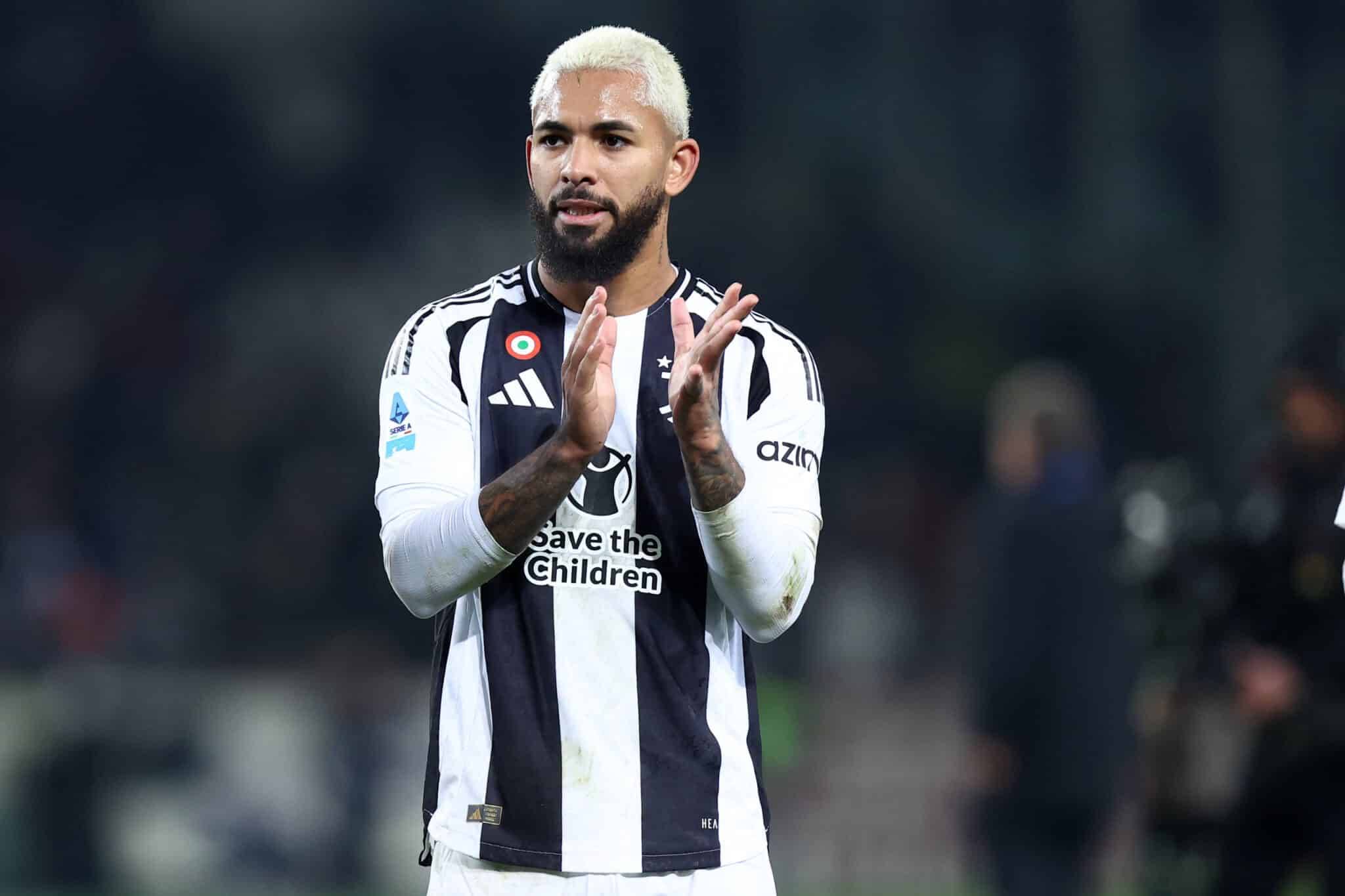 意天空：罗马已就齐尔克泽与曼联谈判，双方每天都在进行对话（意天空：罗马与曼联就齐尔克泽转会磋商，双方保持每日沟通）