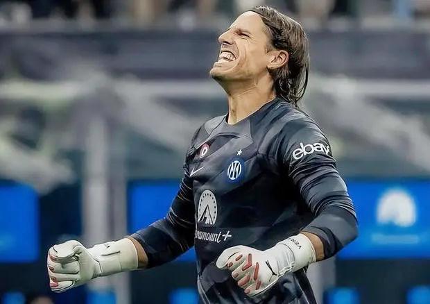 2025中足联颁奖会：泰山外援卡扎伊什维利获中超最佳球员（2025中足联年度颁奖：泰山外援卡扎伊什维利荣膺中超最佳球员）