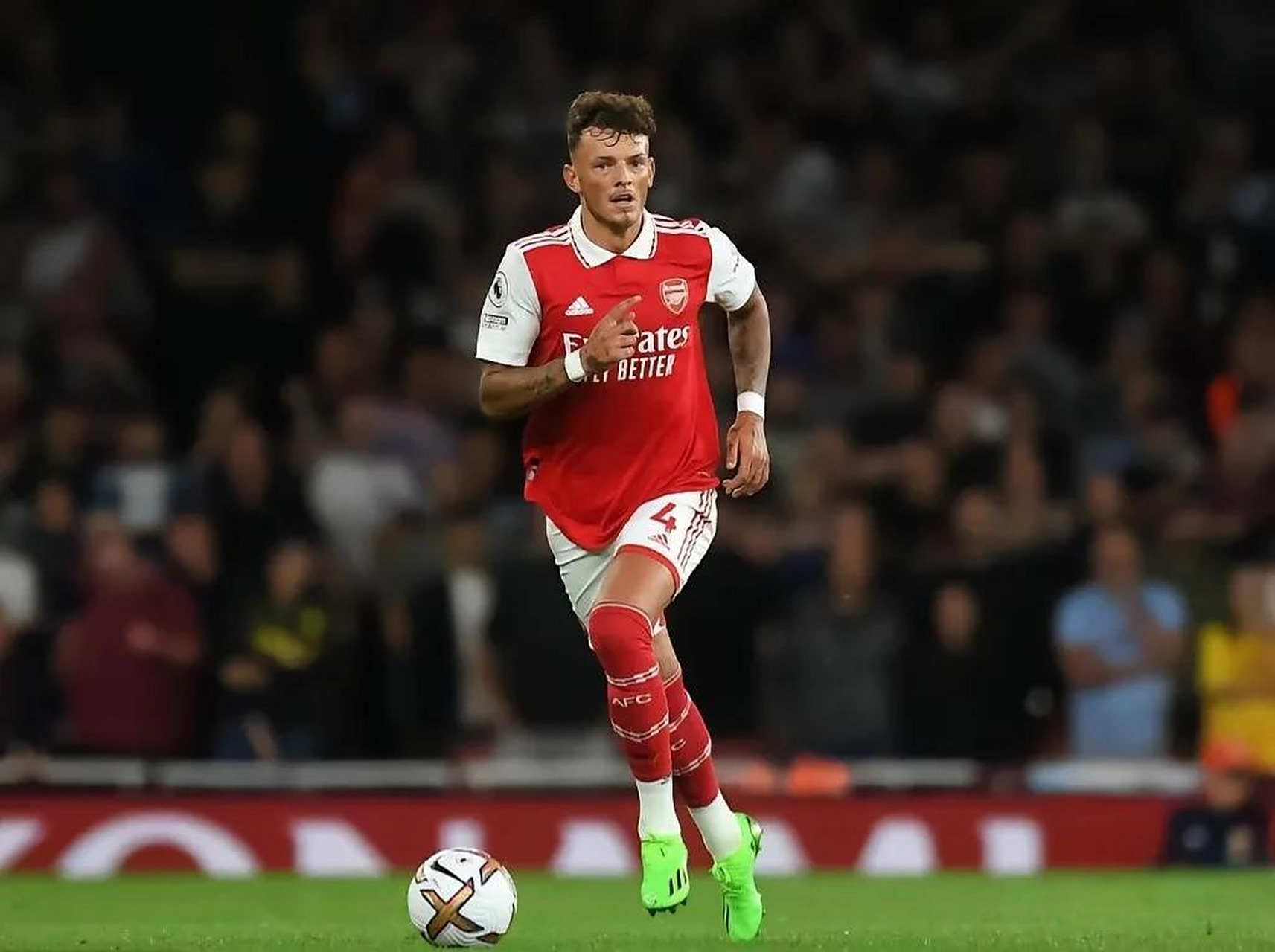 阿森纳官方：热苏斯顶替道曼进入欧冠名单，有资格对阵布鲁日（阿森纳官宣：热苏斯取代道曼入列欧冠名单，可出战布鲁日）