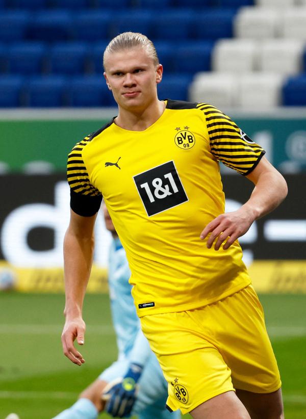 意媒：尤文将续约伊尔迪兹视为俱乐部的绝对优先事项（意大利媒体：尤文将与伊尔迪兹续约列为头等大事）