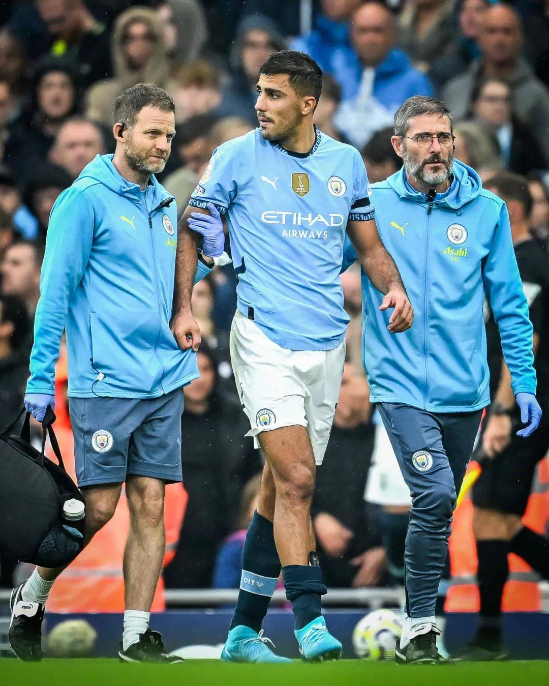 官方：梅州客家后卫田子羿正式加盟辽宁铁人，继续征战中超（官宣：田子羿自梅州客家转会辽宁铁人，继续征战中超）