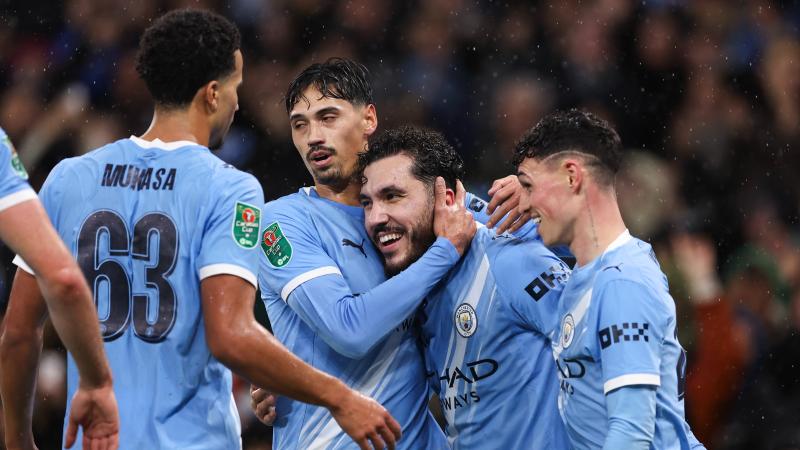 巴萨官方：博阿滕与俱乐部无合作关系；对前后矛盾的形象道歉（巴萨声明：否认与博阿滕合作，并就前后矛盾的形象致歉）