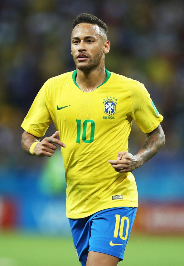 绝妙传递+完美终结！这才是团队足球的巅峰！（行云流水的配合与致命一击，团队足球的极致演绎）