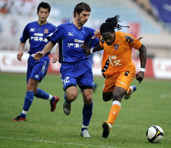 足球报：U系列联赛明年改制，U21和U19联赛合并踢周末赛制（足球报：明年U系列联赛重组，U21与U19合并改为周末赛）