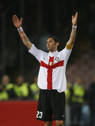 赫拉德-马丁：巴萨完全无需改变踢法，最重要的是做好压迫（赫拉德-马丁：巴萨无需改打法，关键是做好压迫）