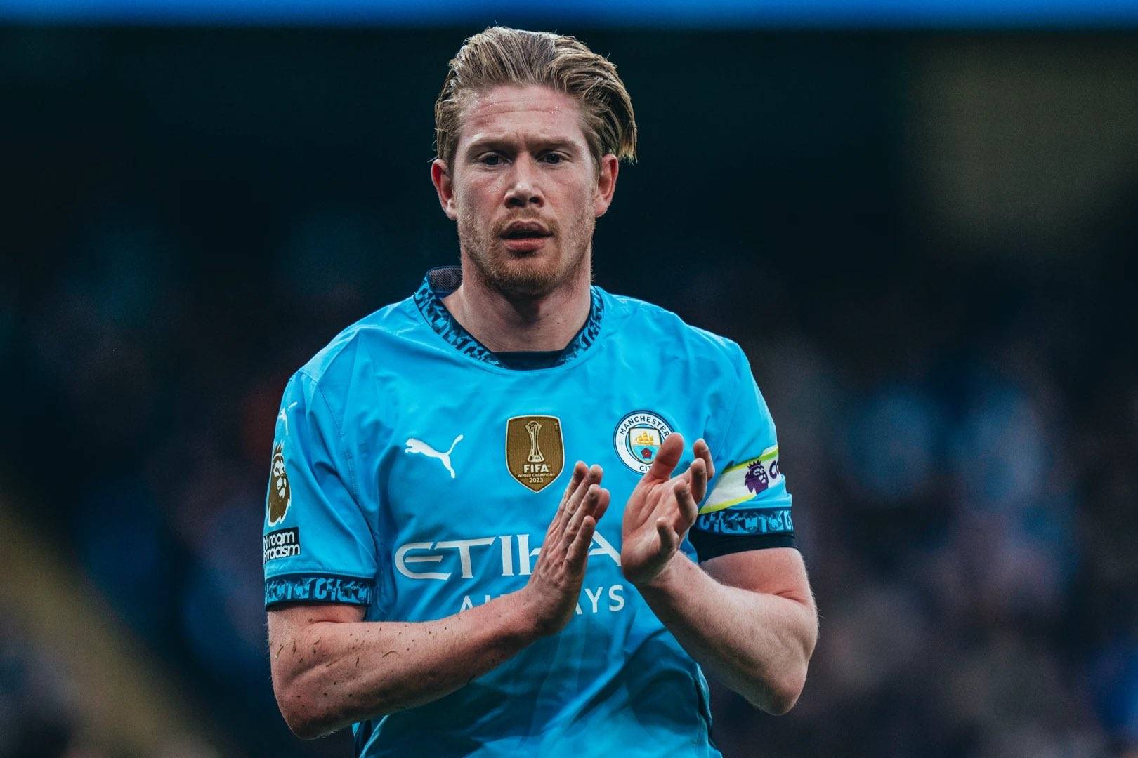 李磊谈足协杯夺冠：老将终会落幕，所以我们特别珍惜这个机会（李磊谈足协杯夺冠：老将终有谢幕日，我们尤为珍惜这次机会）