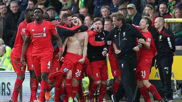 贝纳蒂亚：我和德布劳内谈过，但当时他已接近签约那不勒斯了（贝纳蒂亚：曾与德布劳内沟通，但他当时已基本确定加盟那不勒斯）