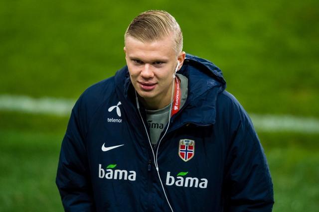 “新双骄”正面PK！世界杯挪威力拼法国 哈兰德将战姆巴佩（双雄对决：世界杯挪威挑战法国，哈兰德迎战姆巴佩）