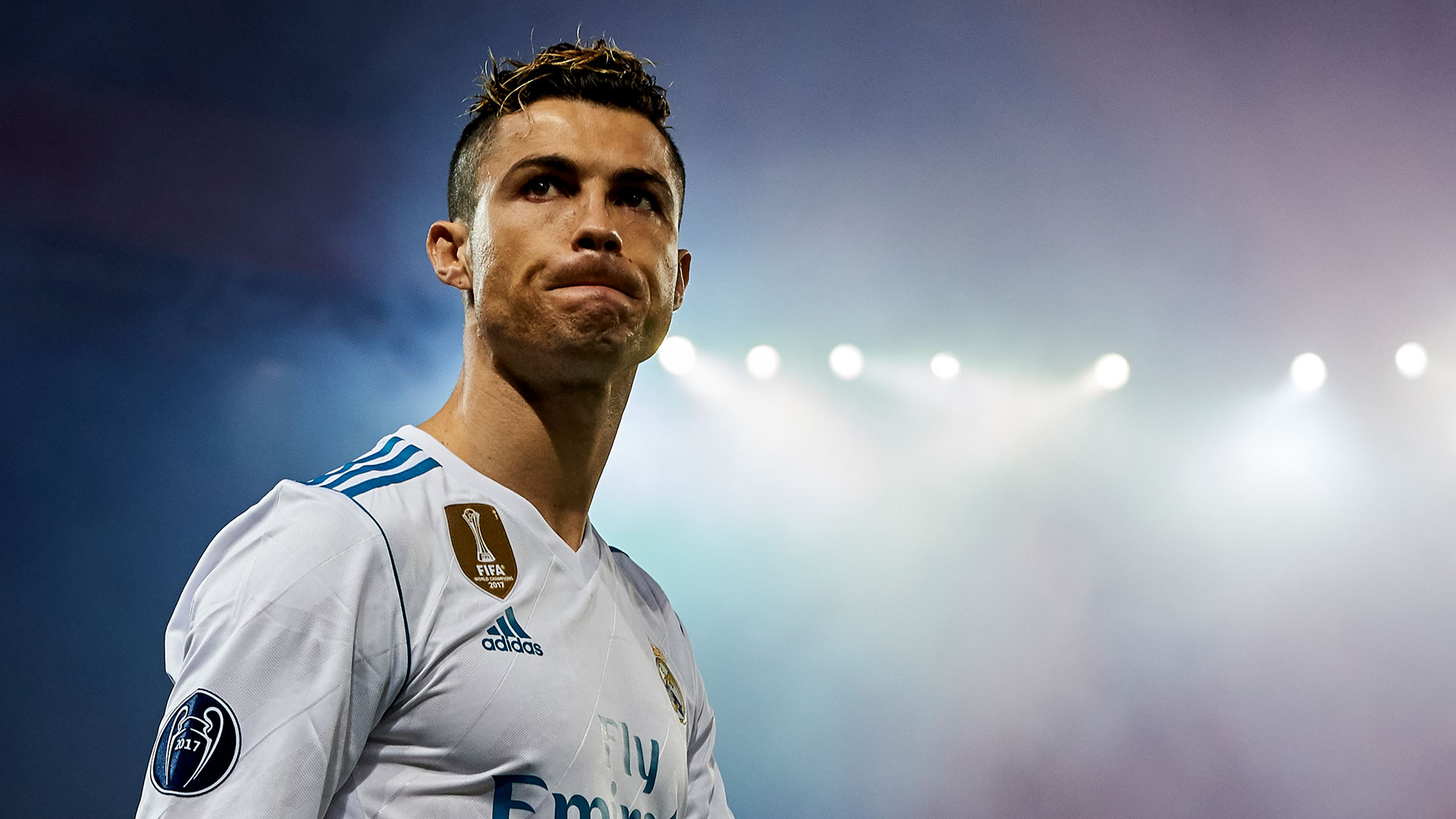 逐渐复苏！班凯罗低开高走贡献18分7篮板4助攻（状态回暖！班凯罗先抑后扬砍下18分7篮板4助攻）