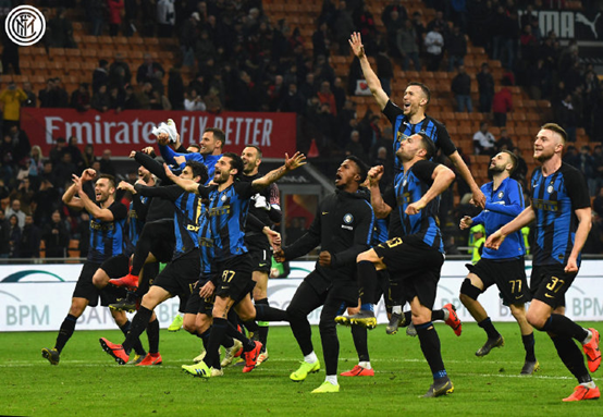 庆幸离开尤文！23岁巴西前锋夺金靴：44场独造34球！身价涨了6倍（离开尤文真明智！23岁巴西锋霸加冕金靴：44战造34球，身价暴涨6倍）